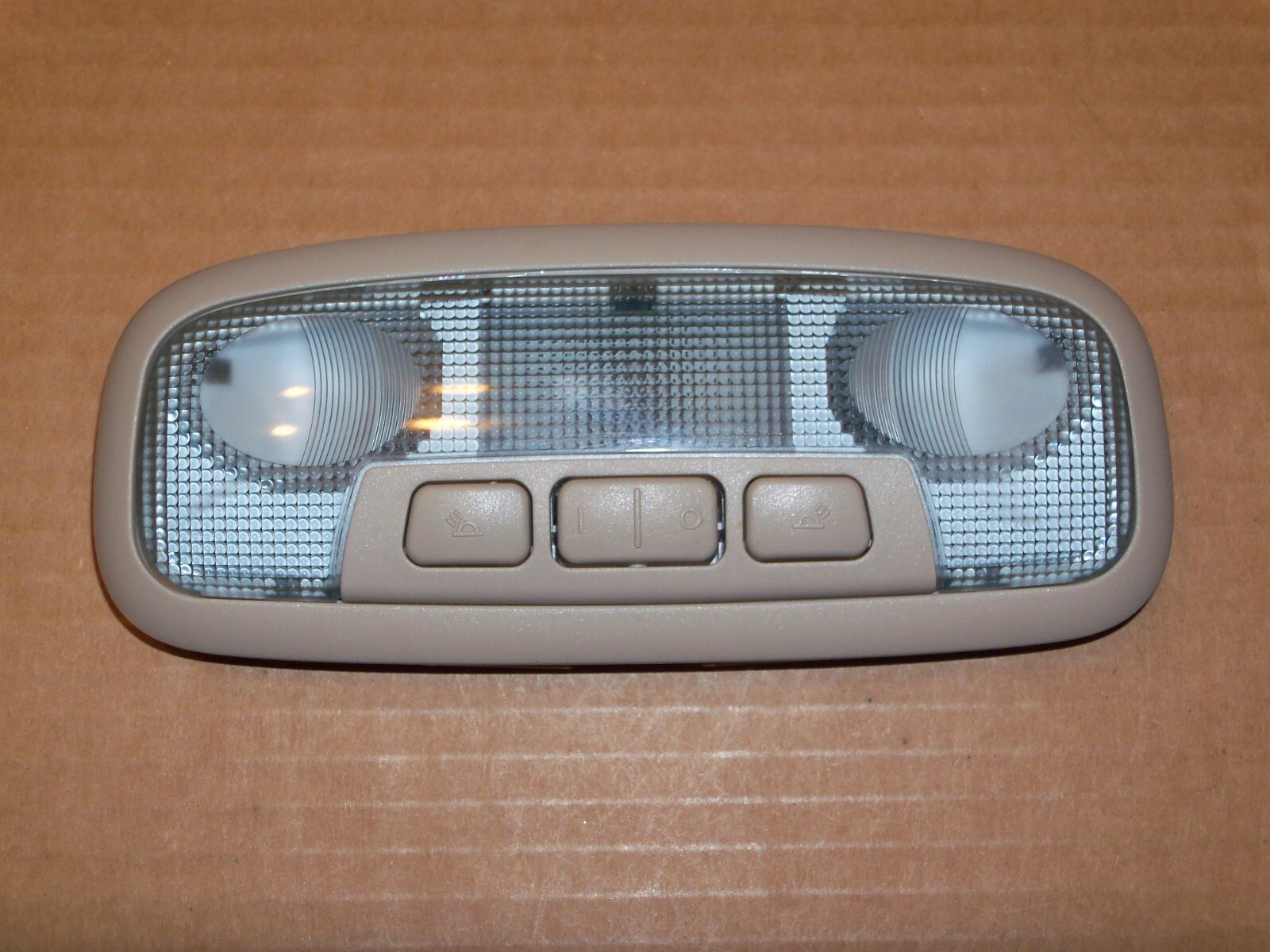 2010 2011 2012 Ford Taurus + 1419 FIESTA Dome Light Assembly TAN eBay