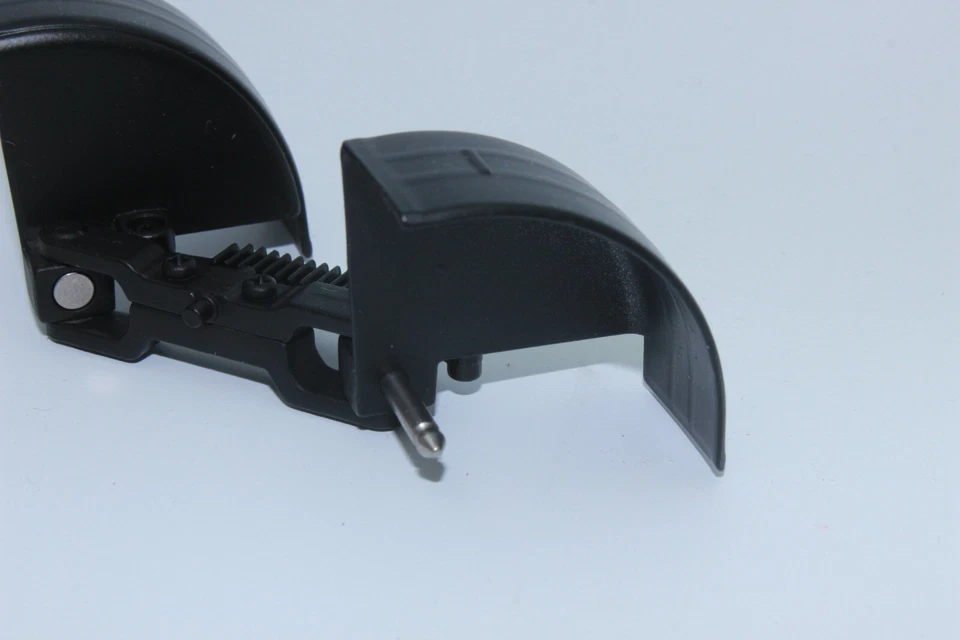 Siku 6880 Front Axle From Fendt 939 RC Control Axle Front 1:3 2 Replacement Part - Image 3 of 4