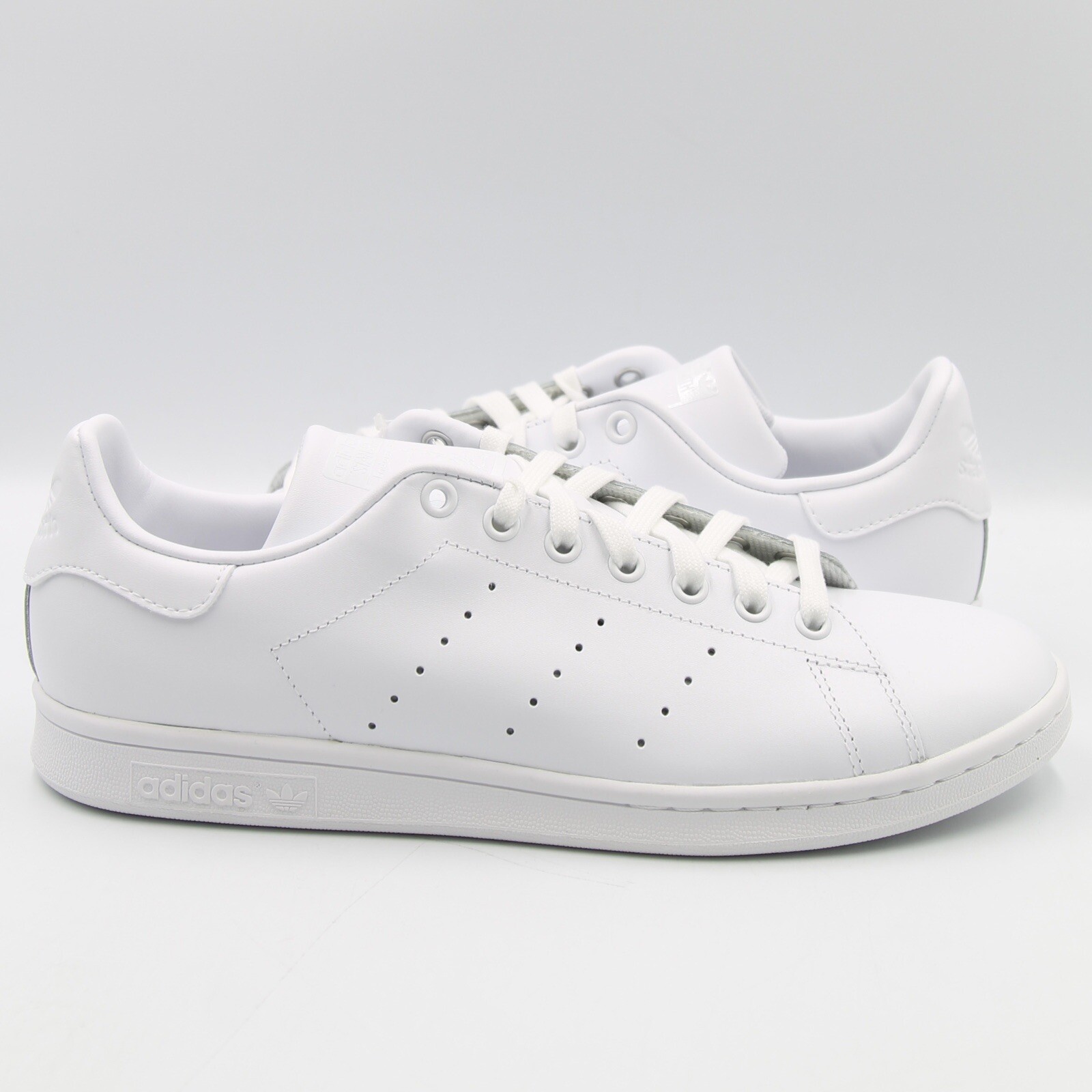 White Adidas Originals Stan Smith - Men's Size 8
