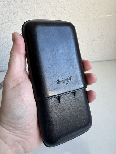 Davidoff Triple Cigar Case Holder for 3 pieces Leather Black 12x8cm Telescopic - Picture 16 of 24