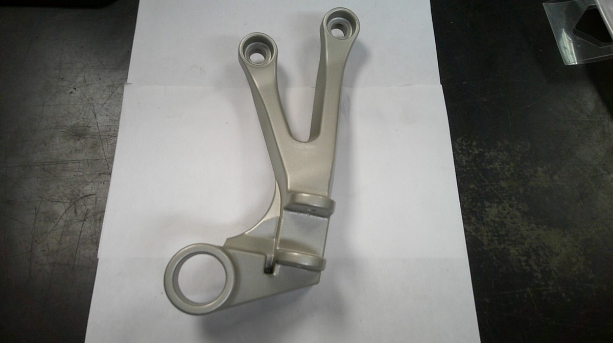Kawasaki ZX-6R/ZX9R/ZZR 600 Right Passenger Foot Peg Bracket Kawasaki ZX-6R/ZX9R/ZZR 600 Right Passenger Foot Peg Bracket