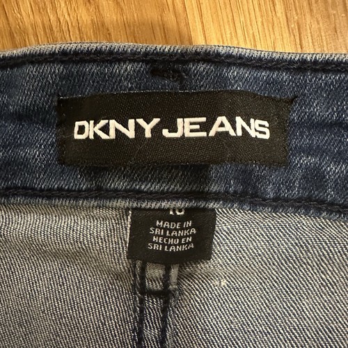 DKNY Jeans Womens 10 Denim Blue Jean Cuffed Shorts - Picture 6 of 10