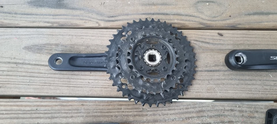 BICICLETA BICICLETA BRAZO BIELA IZQUIERDO ALUMINIO170mm JUEGO DE BIELAS Y PEDALES VELOCIDAD NEGRO Y DERECHO Foto 2 de 4