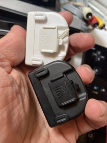 Nintendo Wii Bundle, 2 Controllers Nun Chucks 5 Games Wii Sports