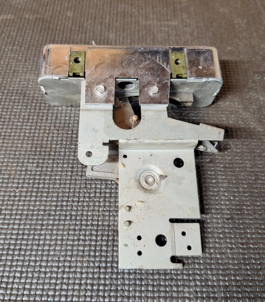 1959 1960 Cadillac Ventilation Left Right Control Assembly SHIPS WORLDWIDE - Image 4 of 4