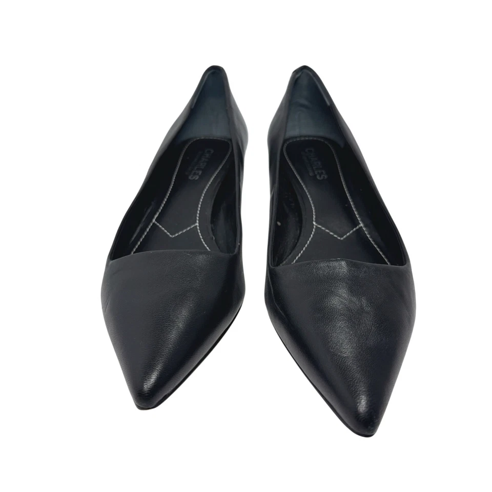 Tacón de gatito Charles by Charles David "CCD" | Negro | 8 Foto 2 de 4