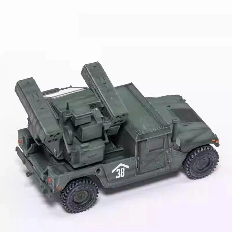 T-Model American Hummer Avenger Air Defense System Model Green 1/72 - Image 4 of 4