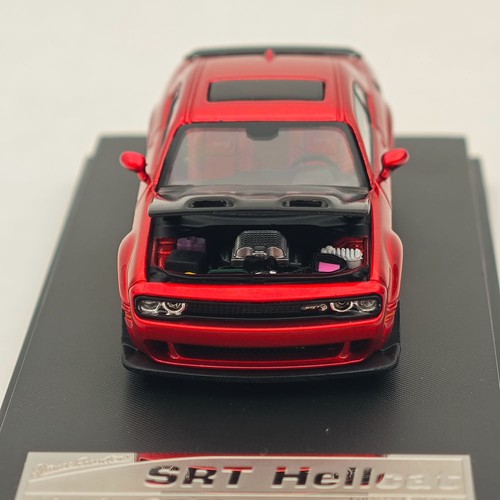 SH 1:64 Dodge SRT Hellcat Muscle Sports Diecast Model Car Limited Collection Red - Picture 3 of 8