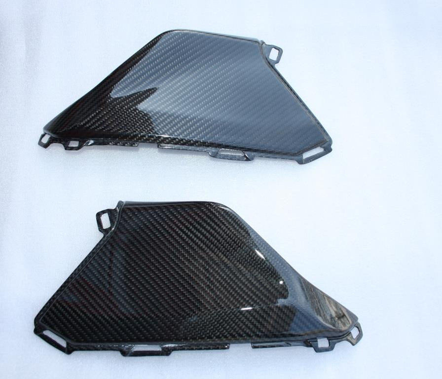 Caches sous réservoir en carbone pour moto Honda CBR 1000 RR 2017-2022