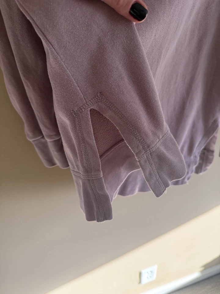 Gap Women’s Split Hem Longsleeve Sweatshirt Elderberry Purple Pullover Med Tall - Image 2 of 4
