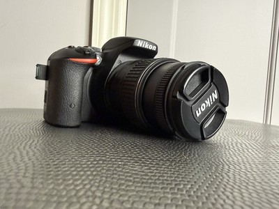 Nikon D5500 Digital SLR Camera 24.2MP Black Wi-Fi w/ 18-55mm VR 3x