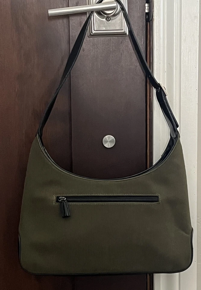 Bolso Cartera Kate Spade New York Vintage Pana Verde y Charol Negro Foto 3 de 4