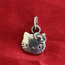W/LOOP PETITE HELLO KITTY CAT HEAD SILVER TIBETAN TINY CHARM BRACELET NECKLACES