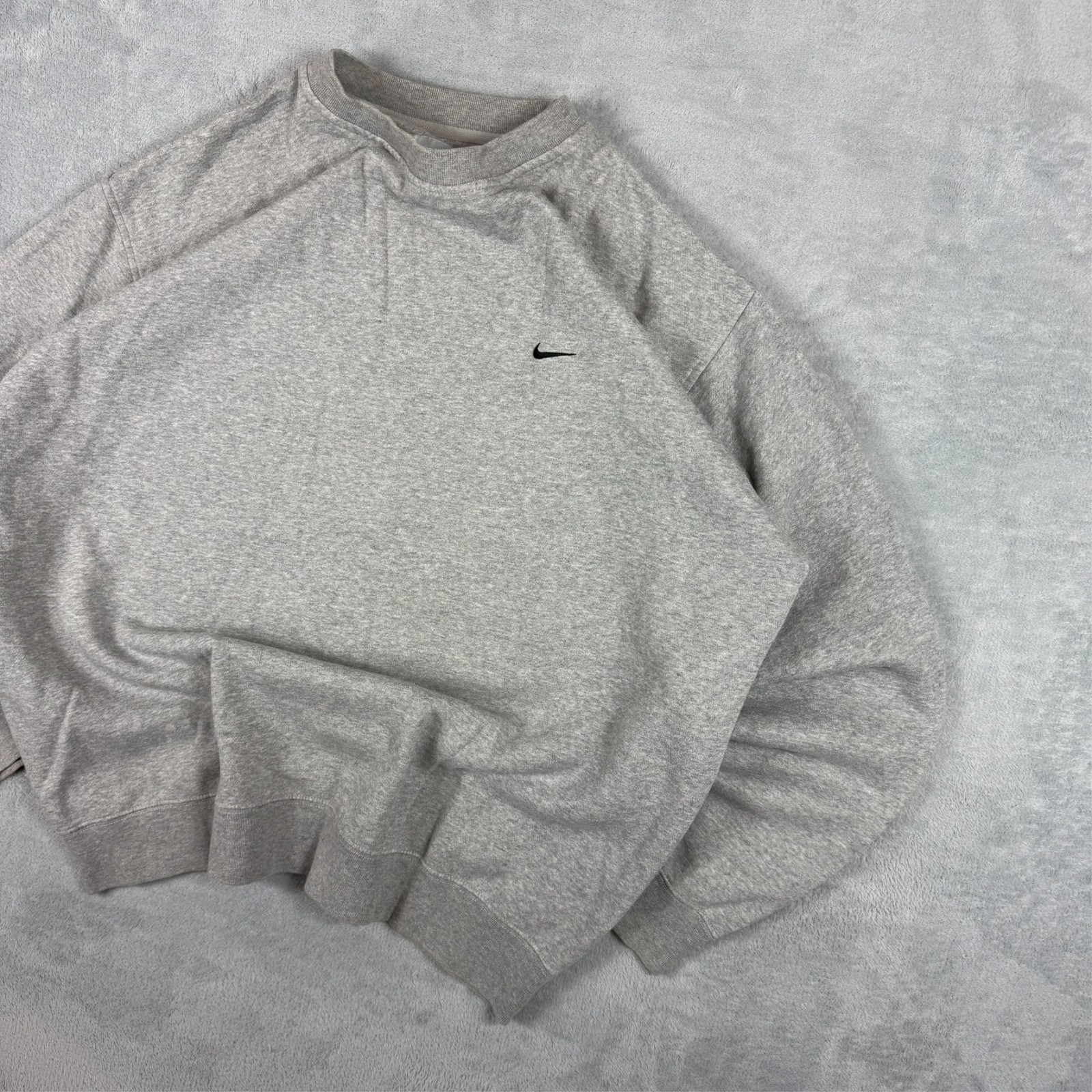 Vintage Nike 2000's Y2K Grey Mini Swoosh Oversized Sz Large Pullover Sweatshirt image 3