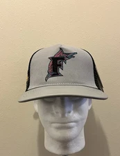 Miami Marlins Pro Standard Grey Mesh Trucker Hat - 1997 World Series Patch