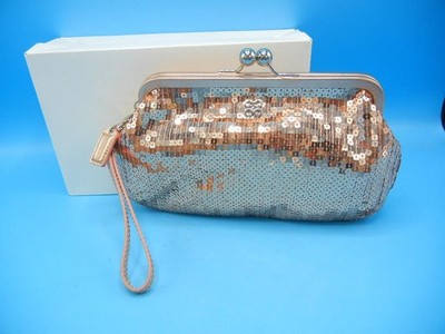 New without Tags COACH Pink Rose Sequin Kiss Lock Evening Clutch in Box