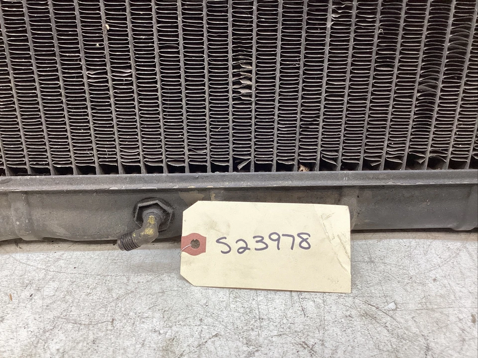 1951-1956 ORIGINAL FORD F-SERIES TRUCK 6 CYLINDER RADIATOR - READY TO RUN - Image 2 of 4