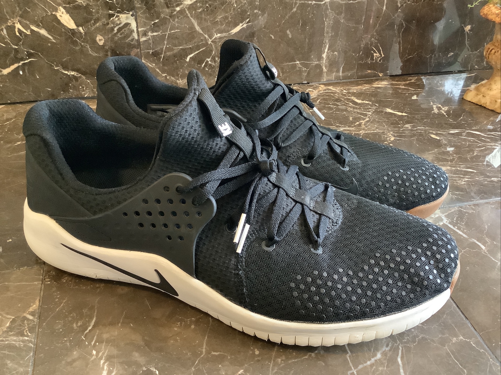 free trainer v8 nike