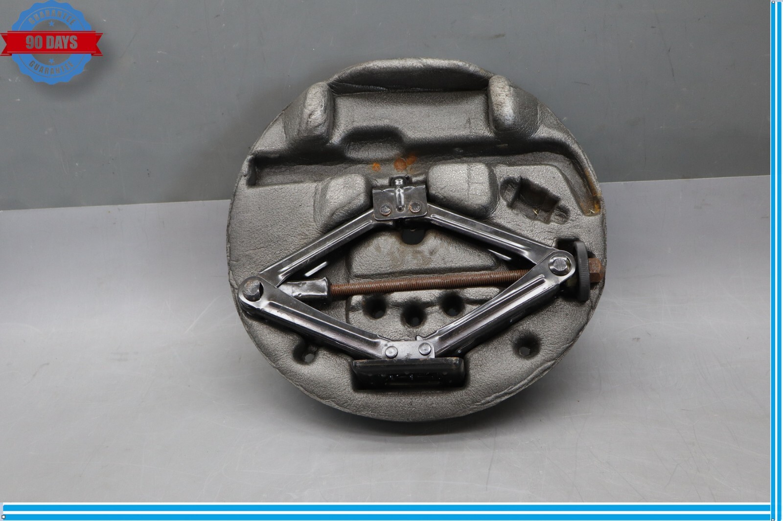 14-20 Maserati Quattroporte Spare Wheel Jack Lift & Tools & Storage Tray Oem