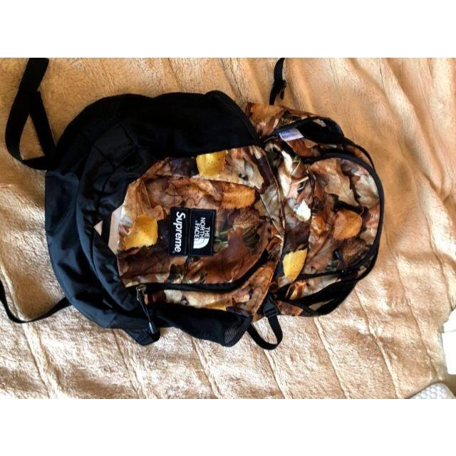 SUPREME THE NORTH FACE POCONO BACKPACK