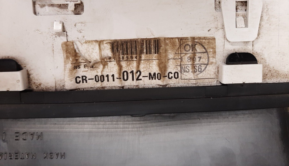 Jeep Wrangler TJ OEM Speedometer Gauge Instrument Cluster 9700