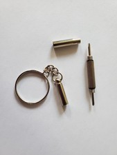 Multifunctional Screwdriver Key Chain,Pocket Screwdriver Keychain Silver.