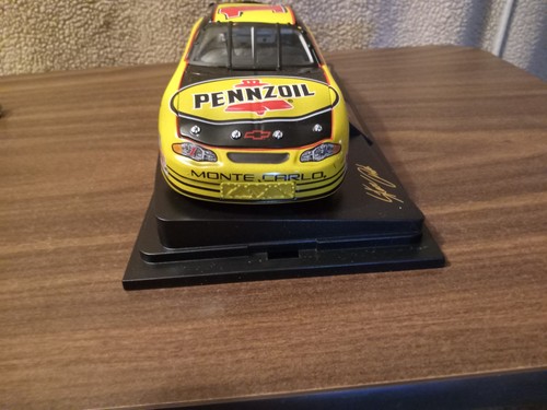 2001 #1 Steve Park Rockingham Race Win Diecast by Revell 1:24 scale - Picture 7 of 10