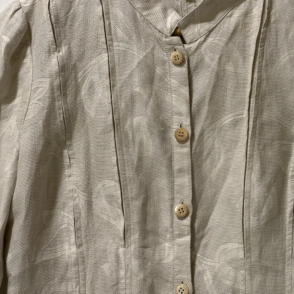 COLECCIÓN ARMANI 8 Top a Medida Beige Cuello Simulado L/S Lagenlook Con Botones Foto 2 de 4