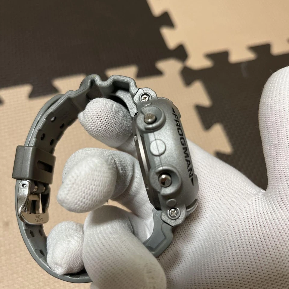 G SHOCK DW 8201GF 8JF Frogman Quartz Dive Watch Japan Model Titanium Rare - Image 2 of 4