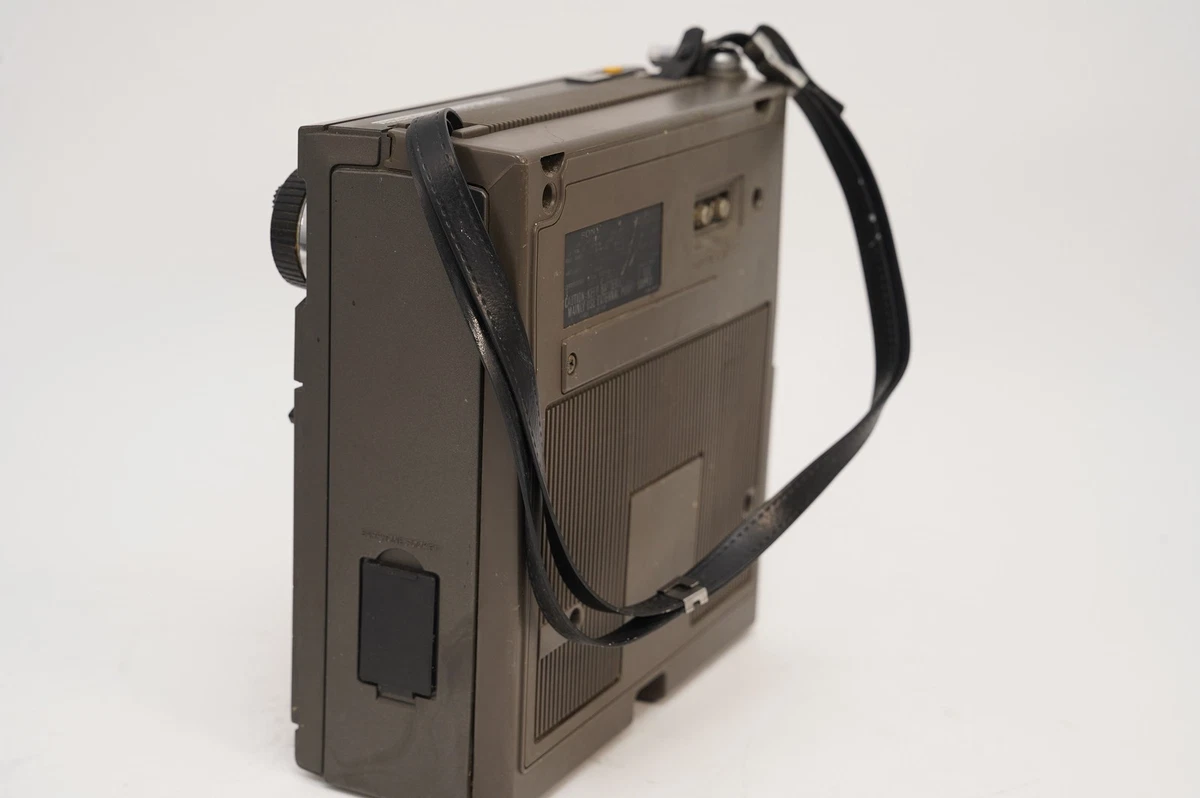 Sony ICF-5900W Skysensor Weltempfänger Kurzwelle Doppelsuper BFO Vintage 1976