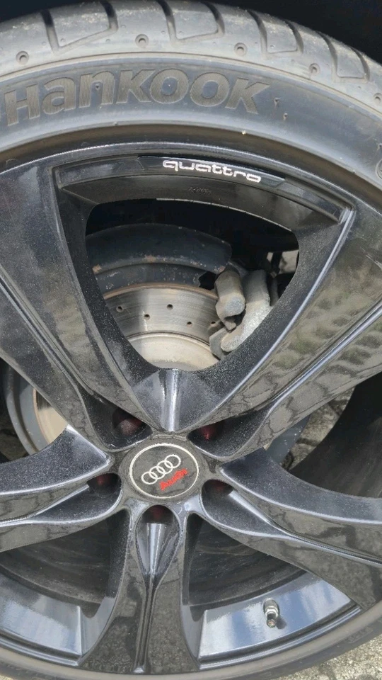 4 x  Quattro  Felgen Aufkleber Sticker Logo Emblem ca. 90mm x 8mm Schwarz Chrom  - Bild 4 von 4