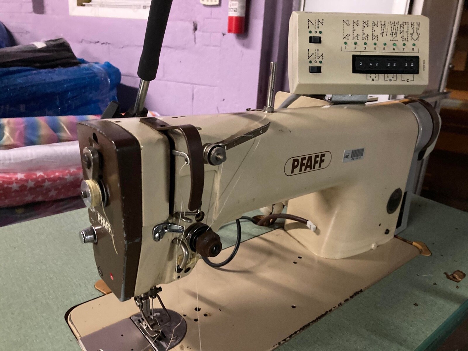 100 Gifts commercial Sewing machines. Union Singer Special Brother