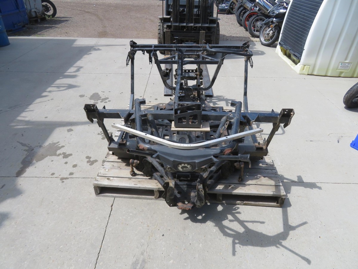 EB1289 2013 13 CAN-AM MAVERICK XRS 1000R FRAME AND CAGE VIN EB1289 2013 13 CAN-AM MAVERICK XRS 1000R FRAME AND CAGE VIN