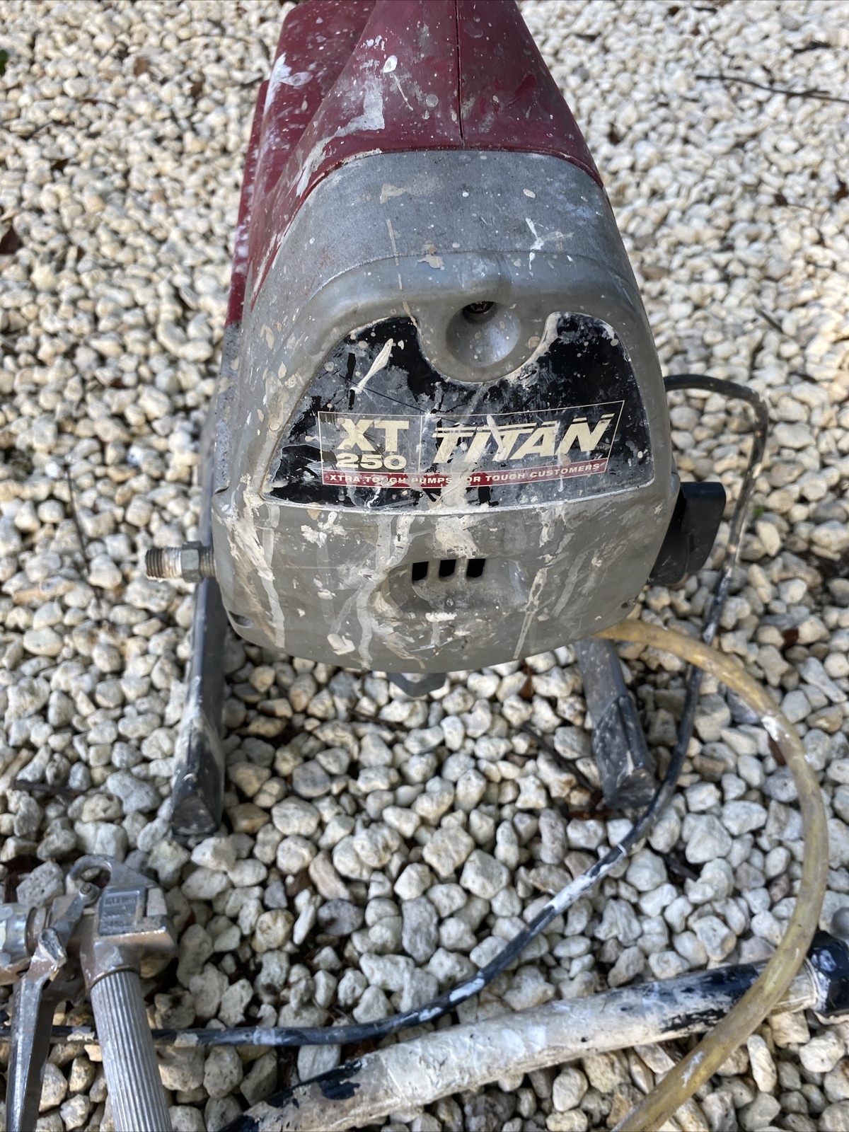 Titan compact XT250 airless paint sprayer POWERS ON CLOGGED READ Asis