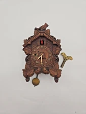 Vintage Lux USA Chalet Style Cuckoo Clock Bobbing Red Bird Mini Wall Clock W/Key