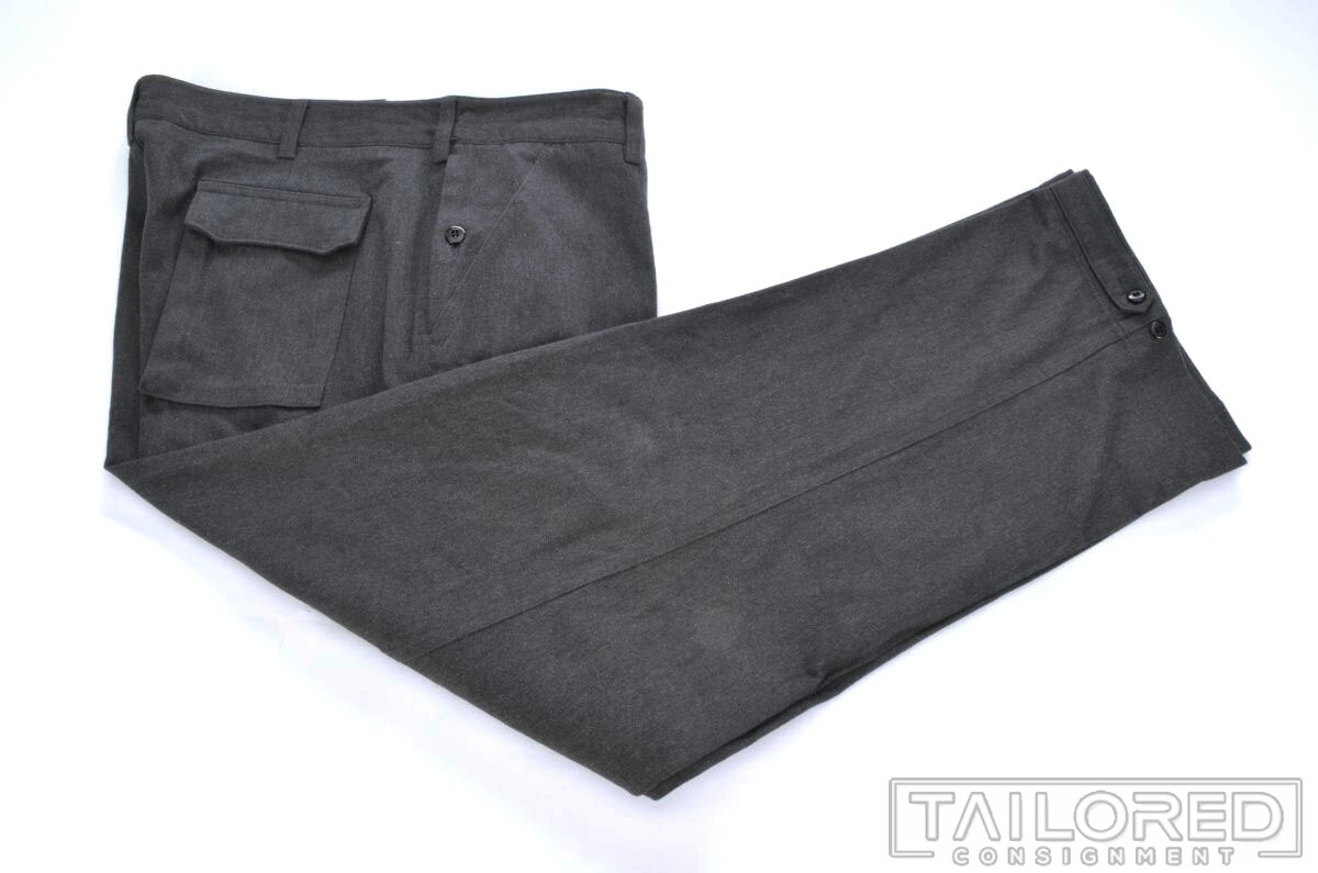 NWT - VICTORINOX Solid Gray 100% Cotton Mens Luxury Pants NWT - VICTORINOX Solid Gray 100% Cotton Mens Luxury Pants