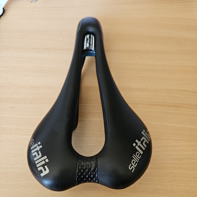 Selle Italia SLR Superflow L3 Saddle (Long nose 270mm)