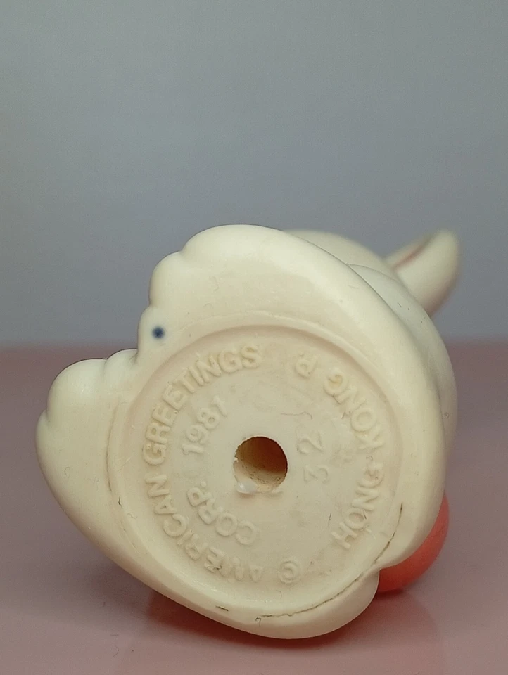 CHARLOTTE AUX FRAISES Figurine lapin BERLINGOT Hopsalot American Greetings 1981 - Imagen 4 de 4