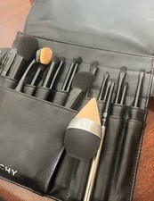 GIVENCHY 18 X Professional Brushes Face Eyes Brush Belt Set Kit w Blender NEW