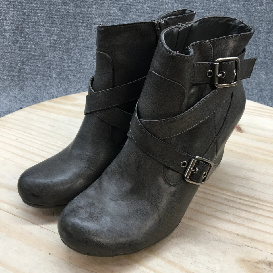 Reaction By Kenneth Cole Boots Womens 9M On The House Heels Ankle Booties Gray - Image 3 of 4