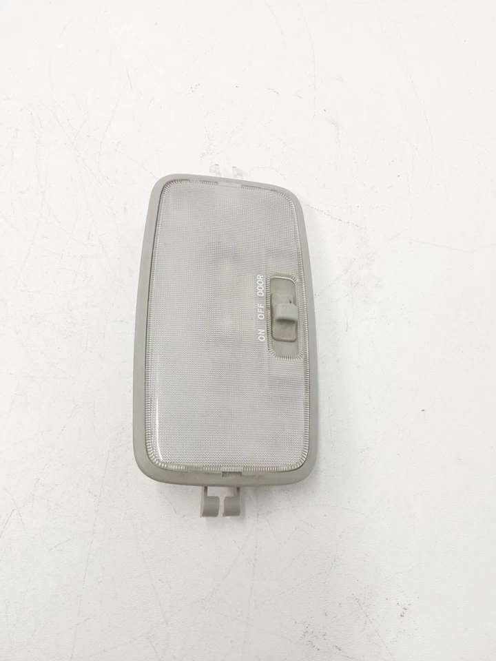 Toyota Camry Solara 2002-2015 techo techo cúpula luz mapa 81240-AA020 OEM Foto 3 de 4