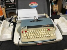 Vtg SCM Smith Corona Electra 120 Typewriter with Hard Case and Key-Tested Works thumbnail