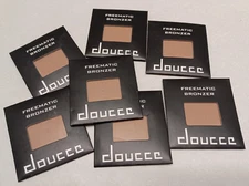 7X Doucce Freematic Bronzer in Sunbeam Deluxe Sample Size