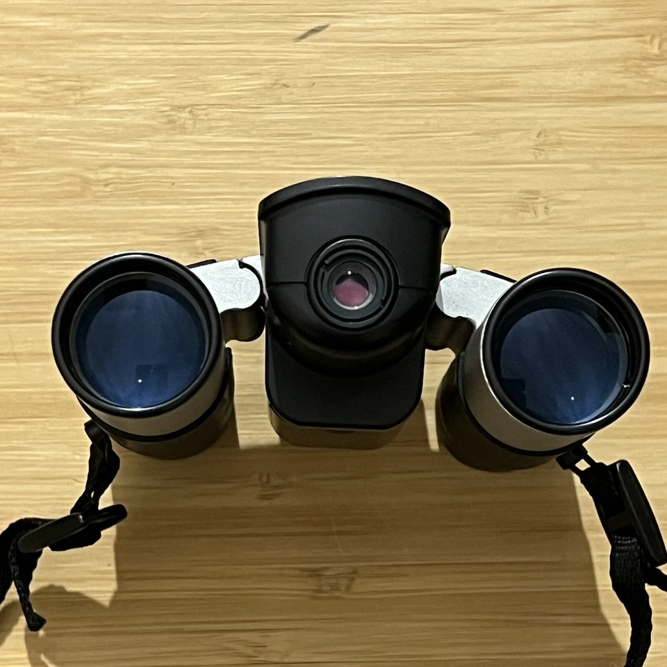 Bushnell ImageView 10x25 VGA Digital Camera Binocular With Case New Without Box - Image 4 of 4