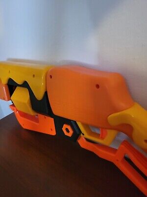 Nerf Roblox Adopt Me! BEES! Lever Action Blaster