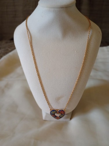 Avon Vintage Colosnne Heart Gold Tone Chain Necklace 15 Inches - Picture 2 of 4