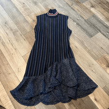 SninnyBe womens dress size m