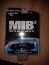 Greenlight Hollywood MIB3 Men in Black 3 2012 Ford Taurus SHO