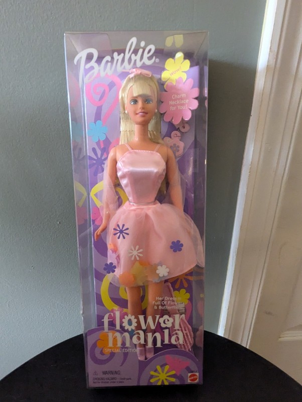 Mattel Barbie Doll Flower Mania 2000 Special Edition