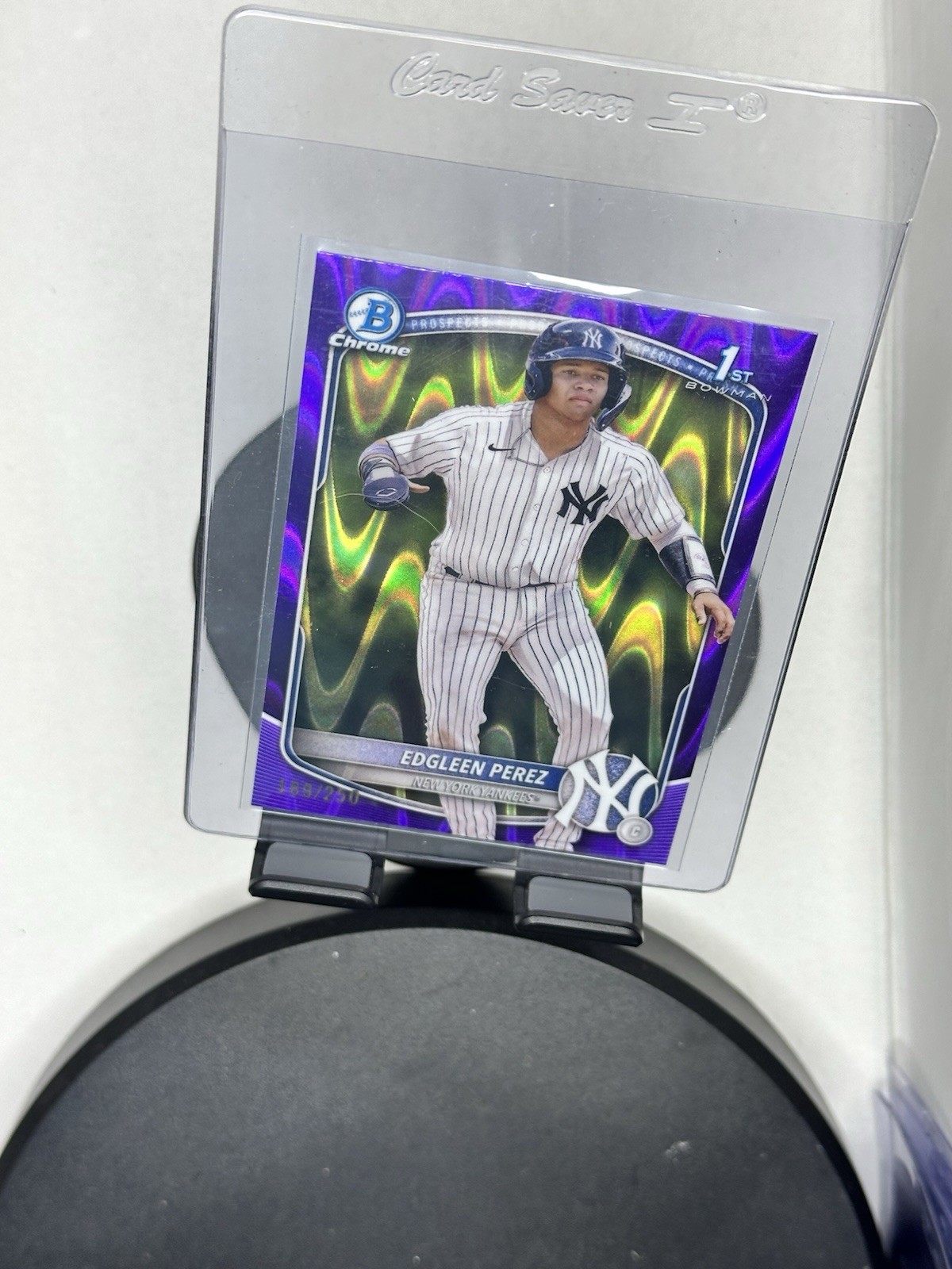 2025 BOWMAN CHROME EDGLEEN PEREZ PURPLE RAYWAVE /250 1ST BOWMAN PIRATES